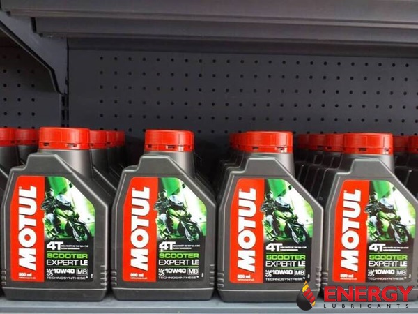 Sản phẩm nhớt MOTUL SCOOTER EXPERT LE 10W40 cho tay ga